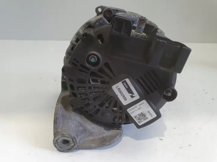 BMW E87 E90 2.0 D ALTERNATOR LRA02956