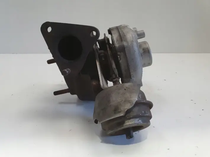 Seat Ibiza II 1.9 TDI TURBOSPRĘŻARKA turbo 028145702N