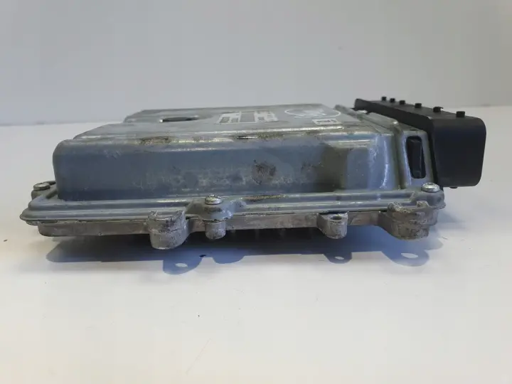 Volvo V40 II 2.0 D3 STEROWNIK SILNIKA komputer 31336983 0281018414