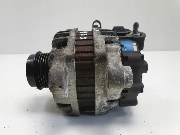 Hyundai i20 1.2 12V ALTERNATOR valeo 37300-03600 90A