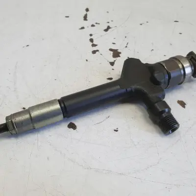 Mazda 6 II GH 2.0 CITD WTRYSKIWACZ wtrysk RF8G13H50