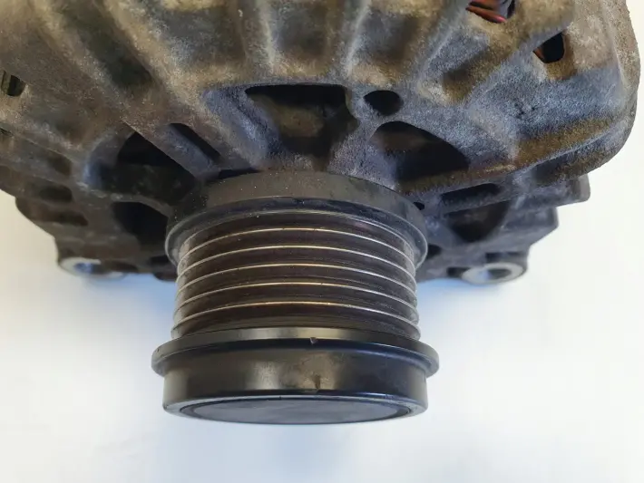 Volvo V60 S60 II 1.6 D2 ALTERNATOR valeo 30659390 150A