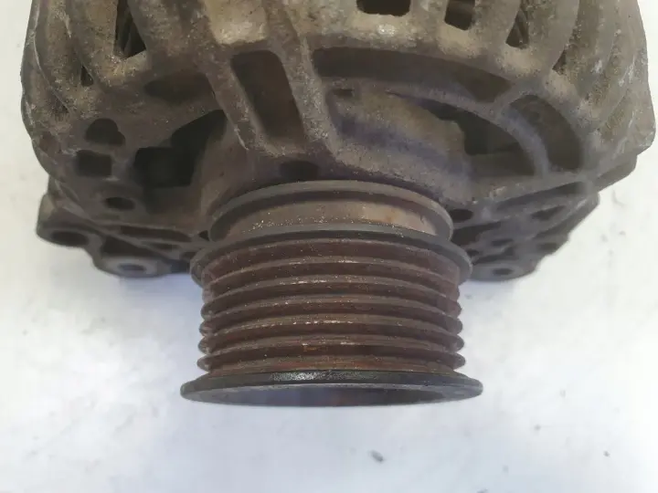 Nissan Cabstar Atleon 3.0 TD ALTERNATOR 0124325097 23100-69T61 bosch 90A