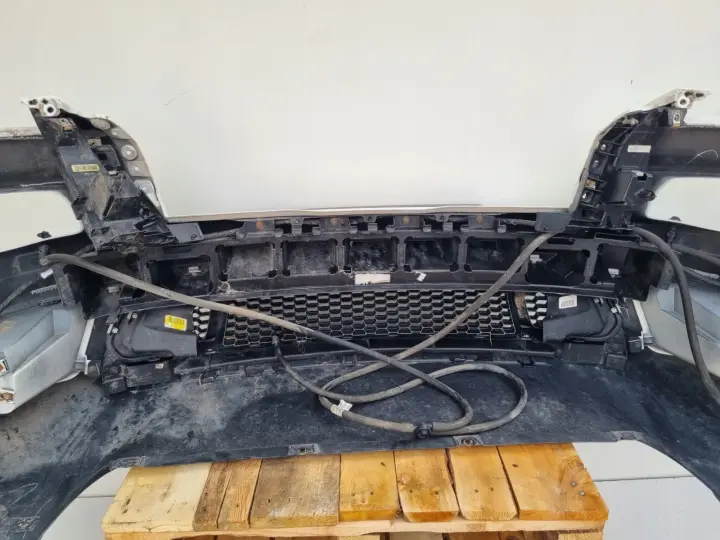Jeep Cherokee V KL 13-18r KOMPLETNY PRZEDNI ZDERZAK przód 68203214AA