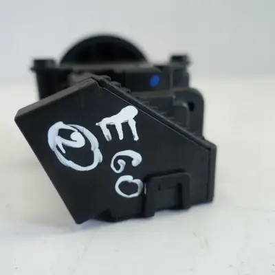 BMW E60 M5 5.0 V10 STACYJKA GNIAZDO CZYTNIK