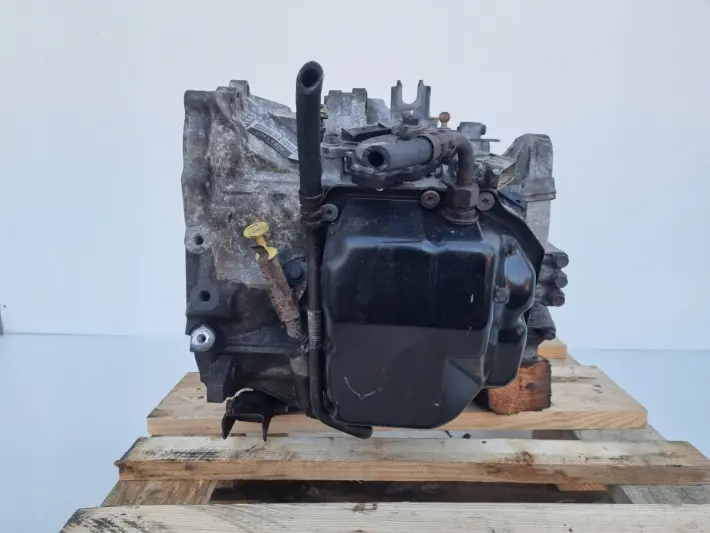 Volvo V70 II 2.4 AUTOMATYCZNA SKRZYNIA BIEGÓW automat 55-51SN 30681182