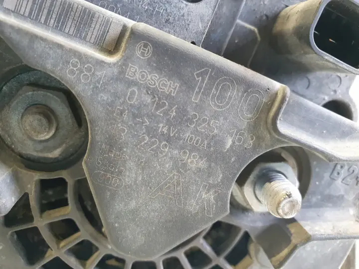Opel Astra III H 1.6 16V ALTERNATOR 100A bosch 0124325163 AK