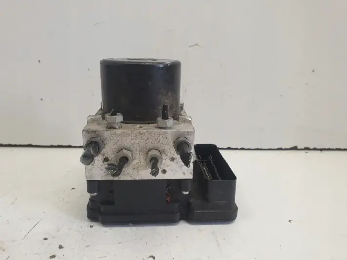 Volvo XC70 II lift POMPA ABS hamulcowa P31423347