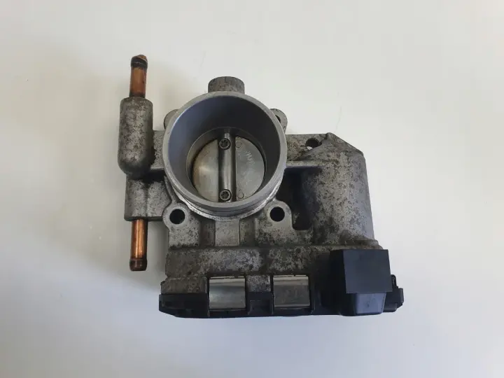 Opel Corsa D 1.2 1.4 16V PRZEPUSTNICA 0280750133 24420536