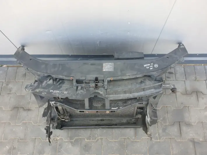 VW Passat CC 2.0 TDI PRZEDNI PAS CHŁODNICE KOMPLET