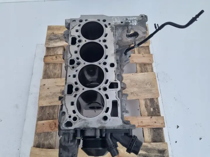 BLOK SILNIKA BMW E90 E91 E92 E87 E60 E83 2.0 D DIESEL 781113802 N47D20C