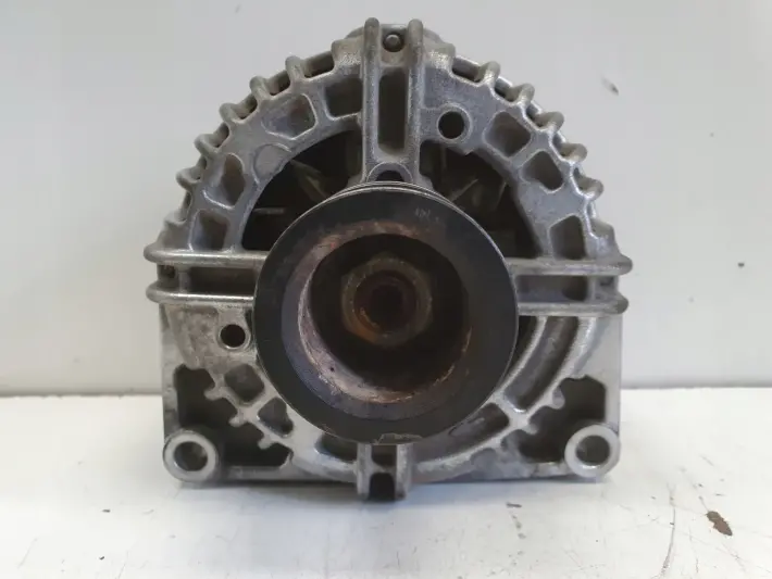 Opel Vectra C lift 1.8 16V ALTERNATOR bosch 0124425050 AL 120A