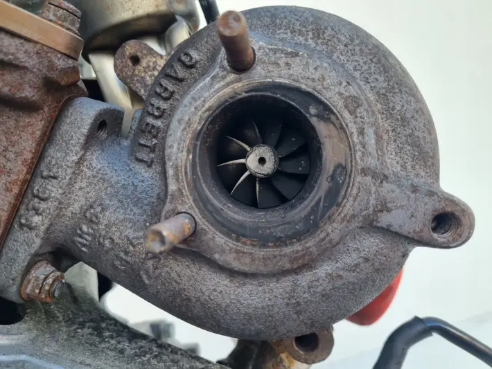 SILNIK KOMPLET Audi A4 B6 1.9 TDI 130KM pali AWX