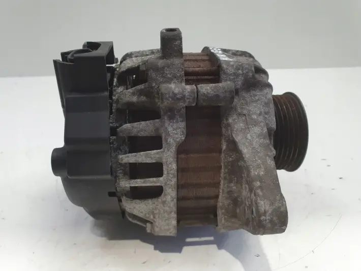 Kia Ceed 1.4 16V ALTERNATOR valeo 37300-2B500 2608483