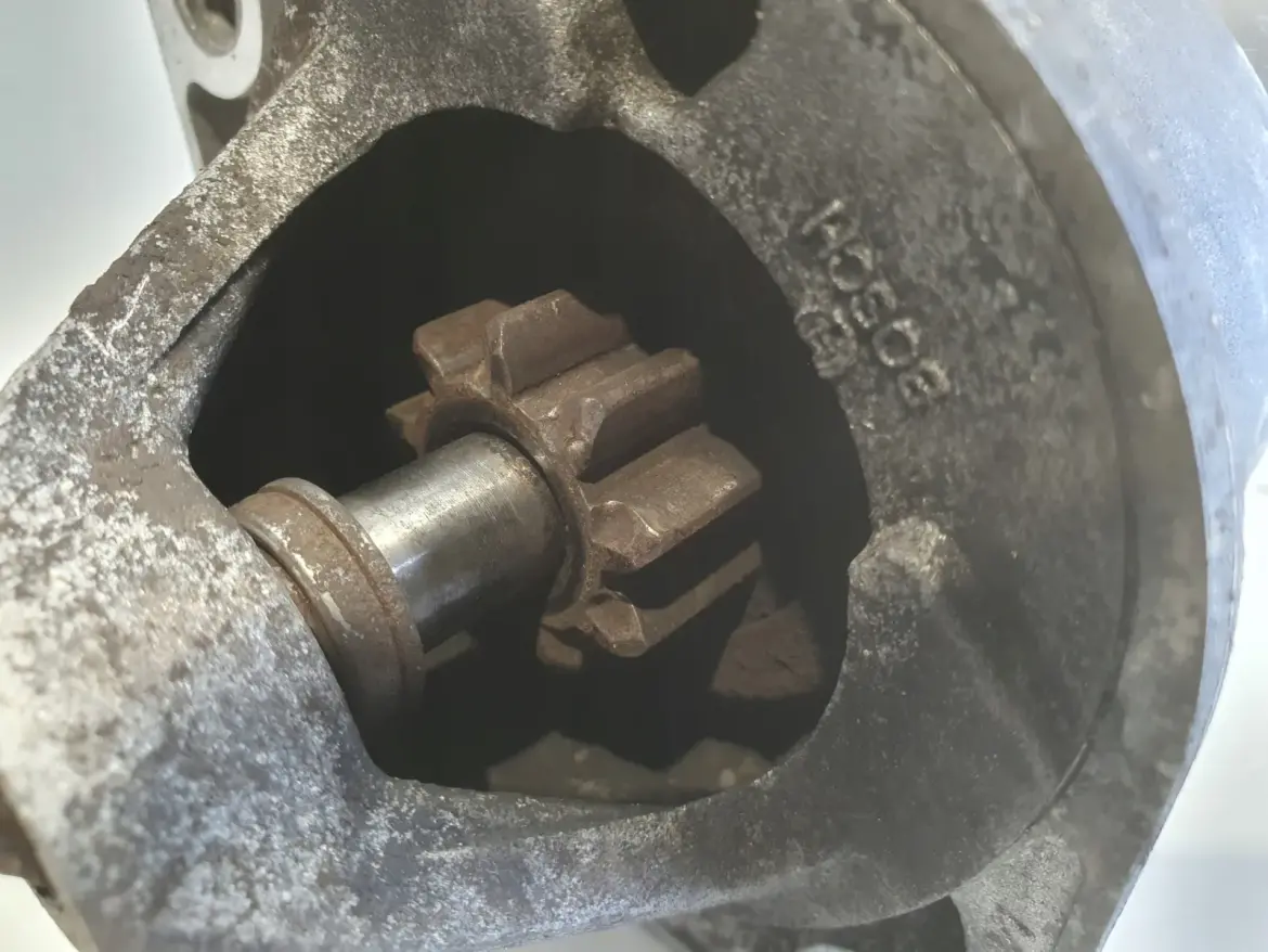 Ford Focus MK2 1.8 TDCI ROZRUSZNIK bosch 0001109341