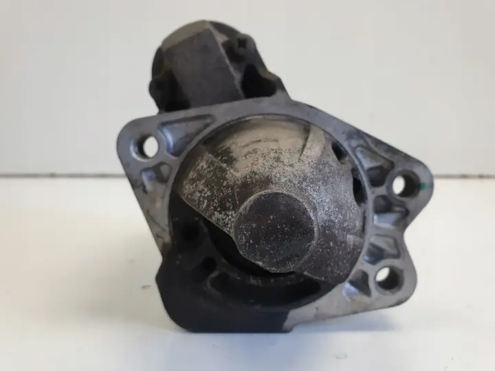 Mazda 2 1.3 16V ROZRUSZNIK M000T32771 oryginał
