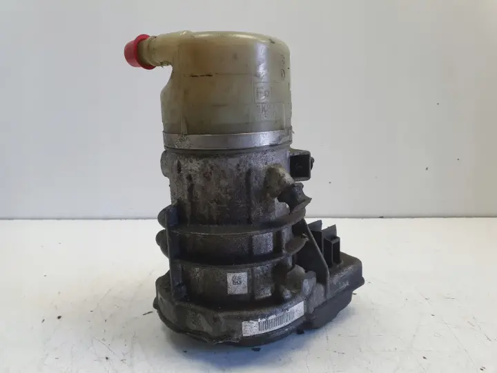 Volvo S60 II S80 II V70 III V60 POMPA WSPOMAGANIA 31387595