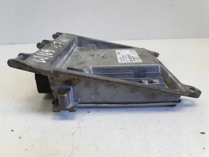 Mercedes W169 1.7 8V STEROWNIK SILNIKA komputer A2661538879 5WK90957