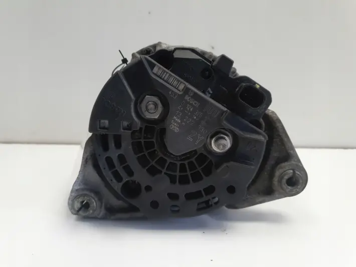 Opel Corsa D 1.2 16V ALTERNATOR 100A ZY 0124325171 bosch