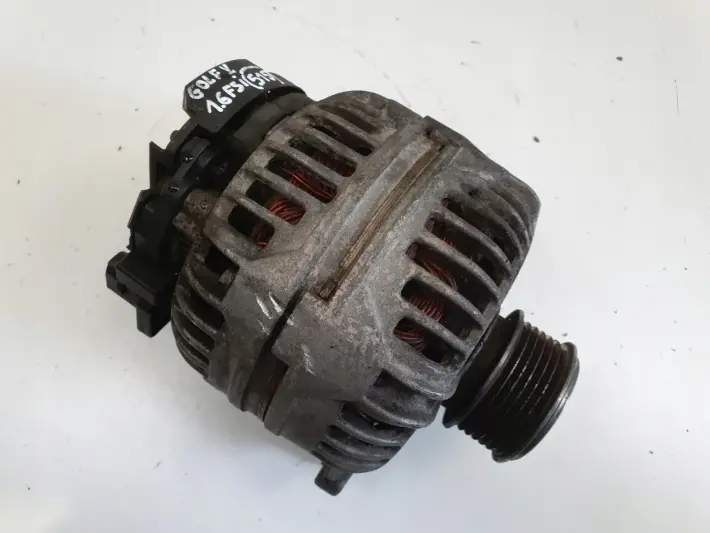 VW Golf V 1.9 TDI ALTERNATOR bosch