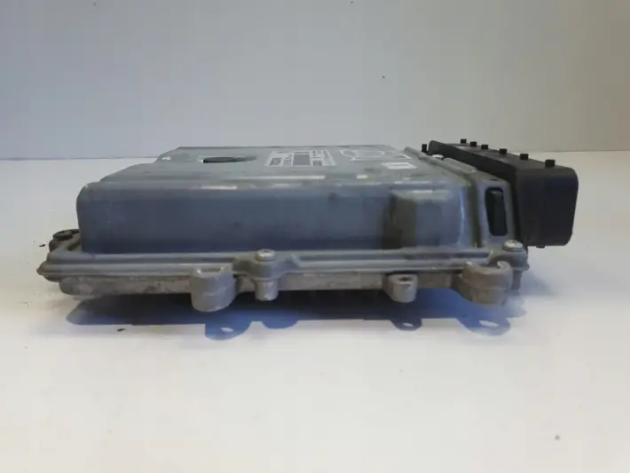 Volvo V60 1.6 D STEROWNIK SILNIKA komputer 31303095 31303095AC 0281016616