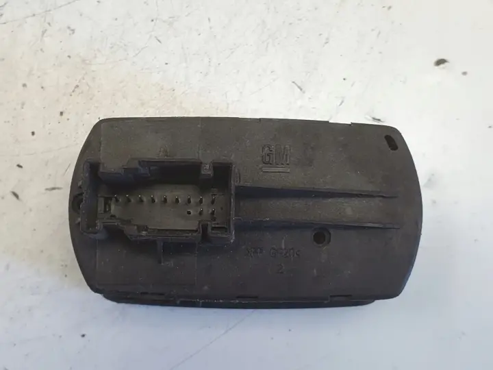 Opel Corsa D PRZEŁĄCZNIK SZYB panel lusterek 13258521AA