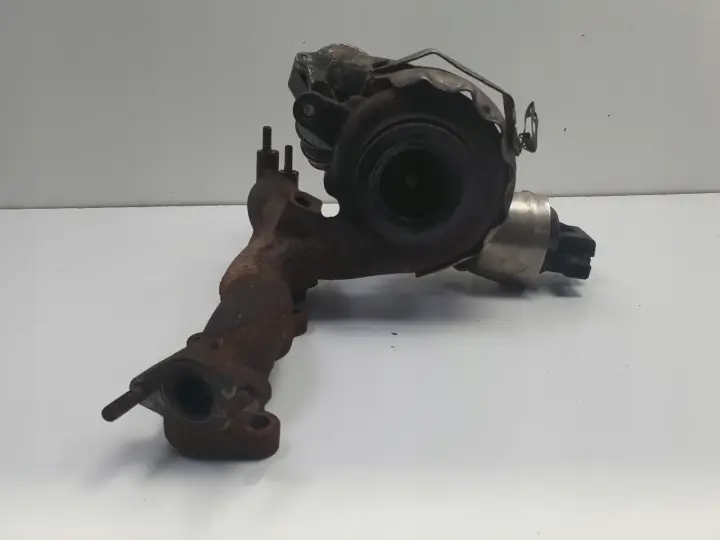 VW Tiguan 2.0 TDI TURBOSPRĘŻARKA 03L253016F