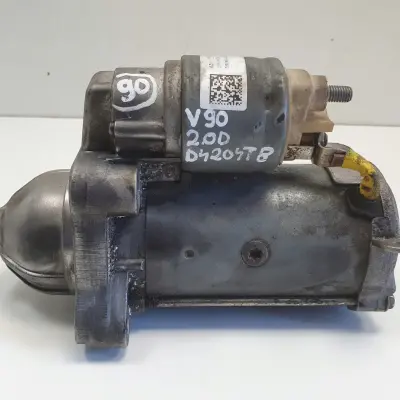 Volvo XC60 II 2.0 D B4 Mild Hybrid ROZRUSZNIK 31419987