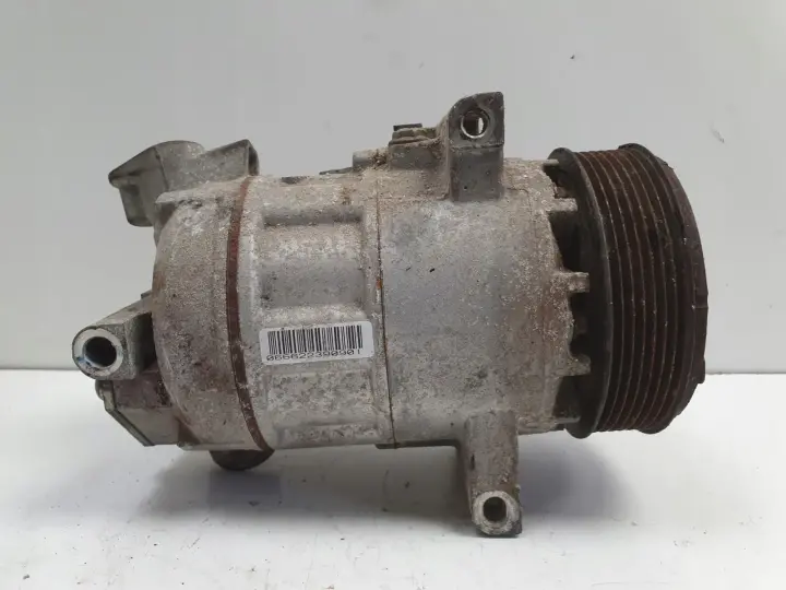 Renault Clio IV 0.9 TCe SPRĘŻARKA KLIMATYZACJI pompa 926000217R