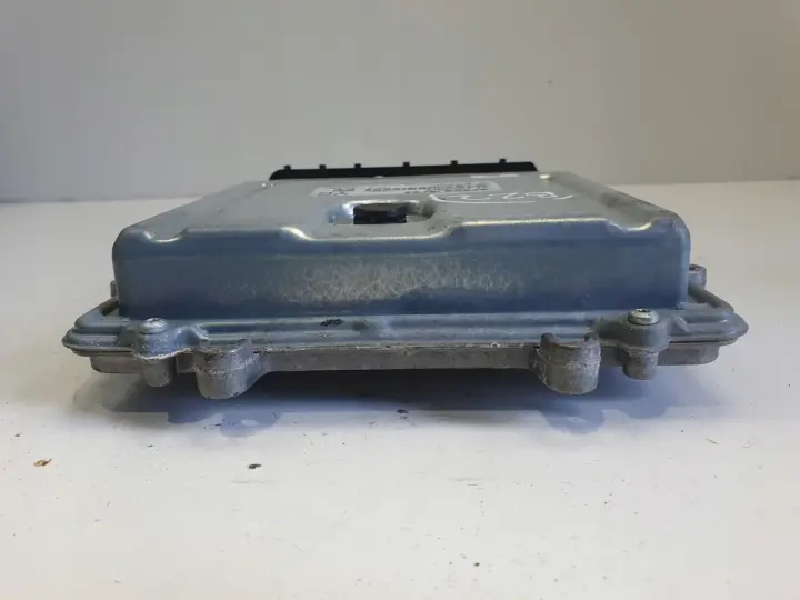 Volvo V40 II 2.0 D3 STEROWNIK SILNIKA komputer 31336983 0281018414