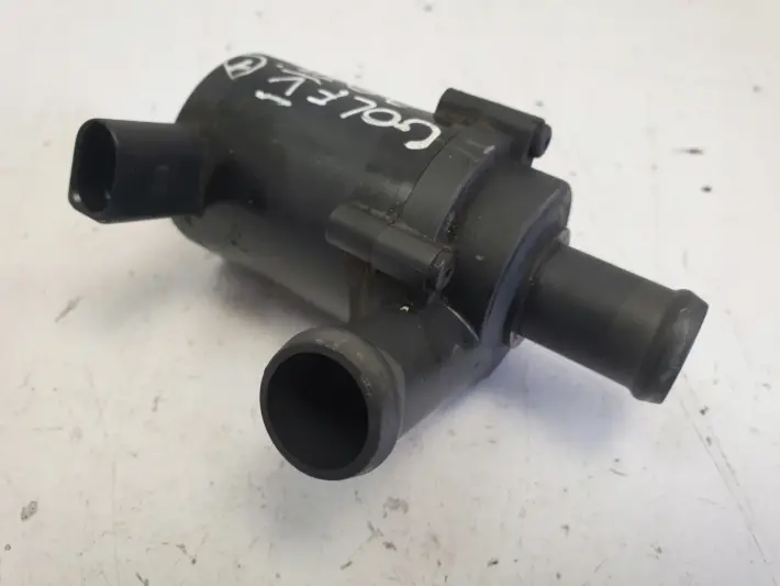 VW Golf 2.0 TFSI DODATKOWA POMPKA WODY 1K0965561D