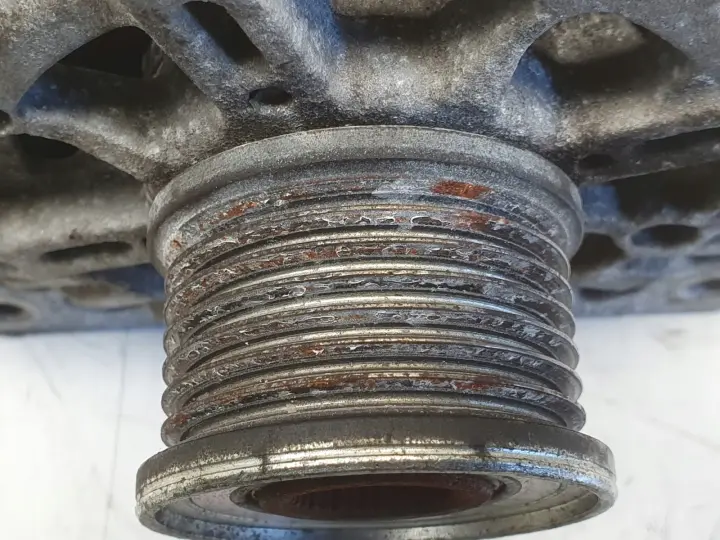 Nissan Primastar 2.0 DCI 02-16r ALTERNATOR P0687722 TG15C058