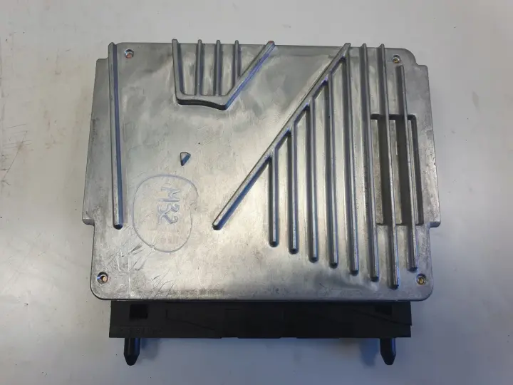 Volvo S80 I 2.4 20V KOMPUTER SILNIKA sterownik 08627148a 079700-8951