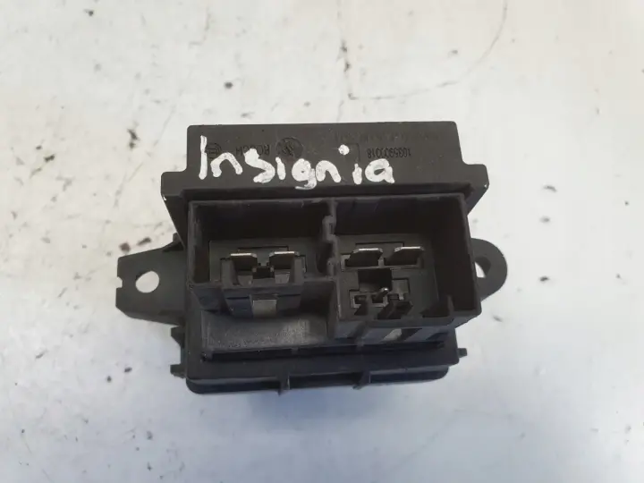 Opel Zafira B Meriva B Insignia REZYSTOR DMUCHAWY Nawiewu opornica 13503201