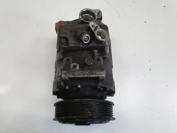 VW Golf V 1.6 FSI SPRĘZARKA KLIMATYZACJI 1K0820859E