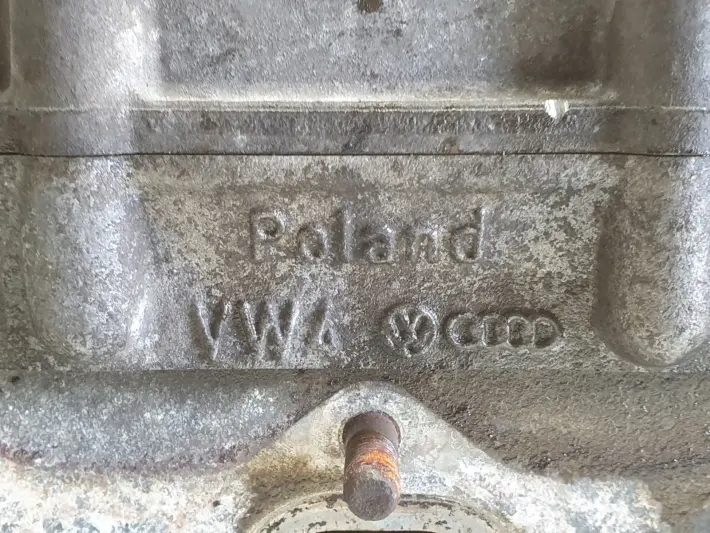 VW Polo IV 1.2 12V GŁOWICA CYLINDRÓW wałki 03E103373E