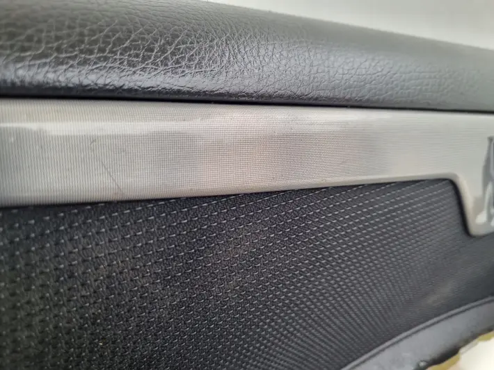 Volvo S60 I V70 II lift PRZEDNI BOCZEK DRZWI LEWY PRZÓD europa 31111702