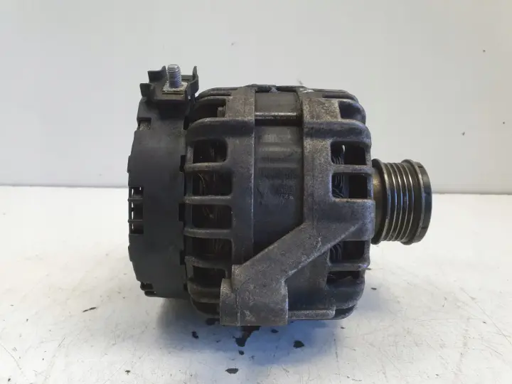 Volvo S60 II 2.0 D3 ALTERNATOR bosch