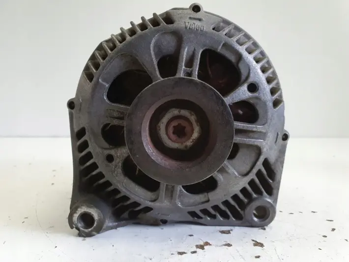 Range Rover III L322 3.0 D ALTERNATOR YLE500180