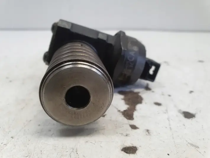 Audi A3 8L 1.9 TDI POMPOWTRYSKIWACZ wtrysk 038130073AQ