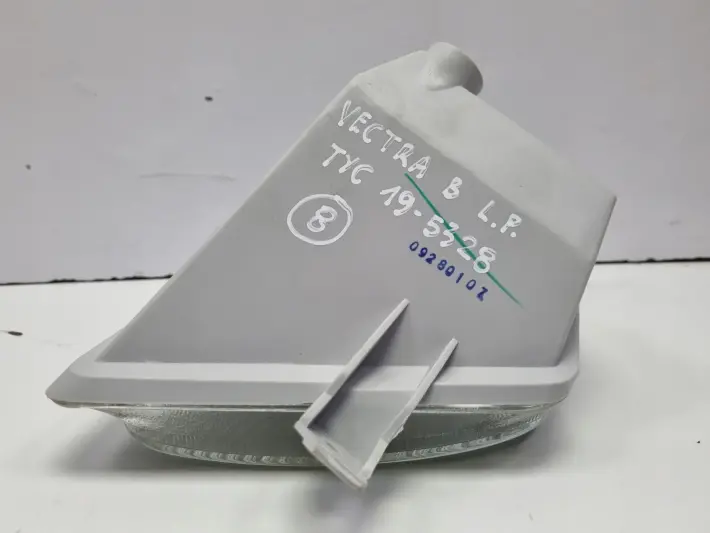 Opel Vectra B LEWY PRZEDNI HALOGEN lewy przód TYC 19-5328 nowy