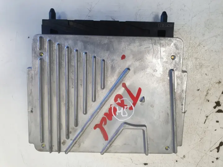 Volvo S60 I 2.4 20V KOMPUTER SILNIKA sterownik 079700-8831 08627471A