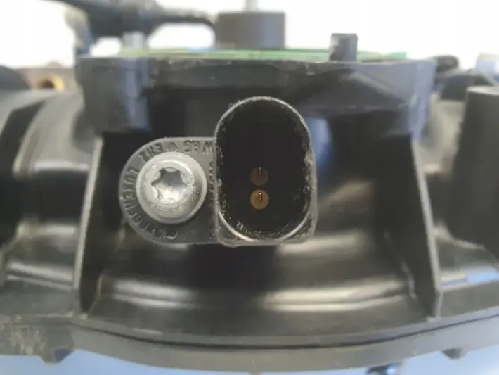 Audi A4 B8 2.0 TFSI KOLEKTOR SSĄCY 06H133185T