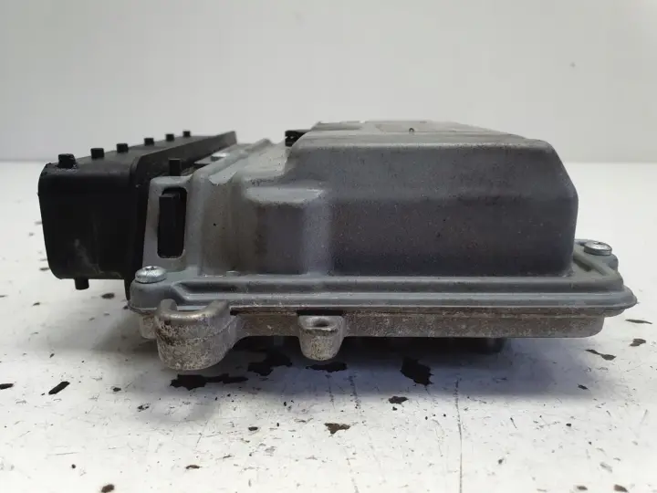 Volvo S80 II 2.5 T STEROWNIK SILNIKA 0261209108