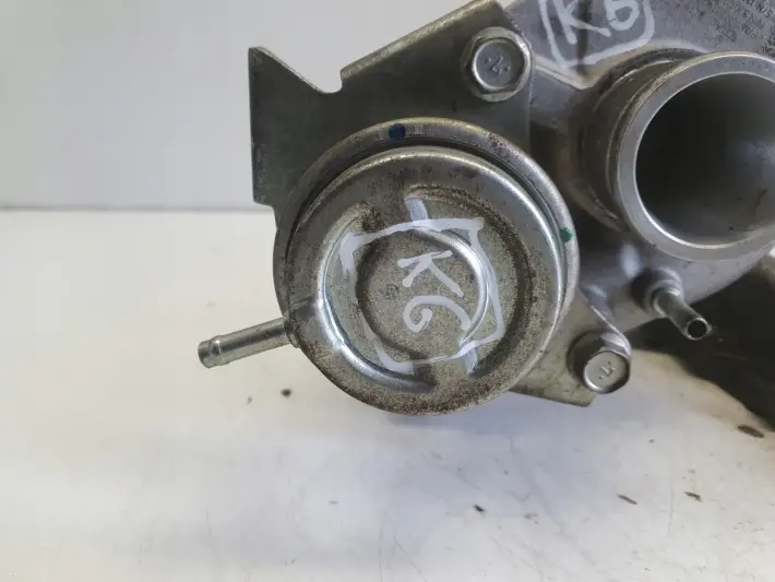 Renault Captur 0.9 TCe TURBOSPRĘŻARKA turbo 8201234380 49373-04002