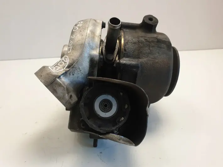 BMW E90 E91 2.0 D TURBOSPRĘŻARKA TURBO