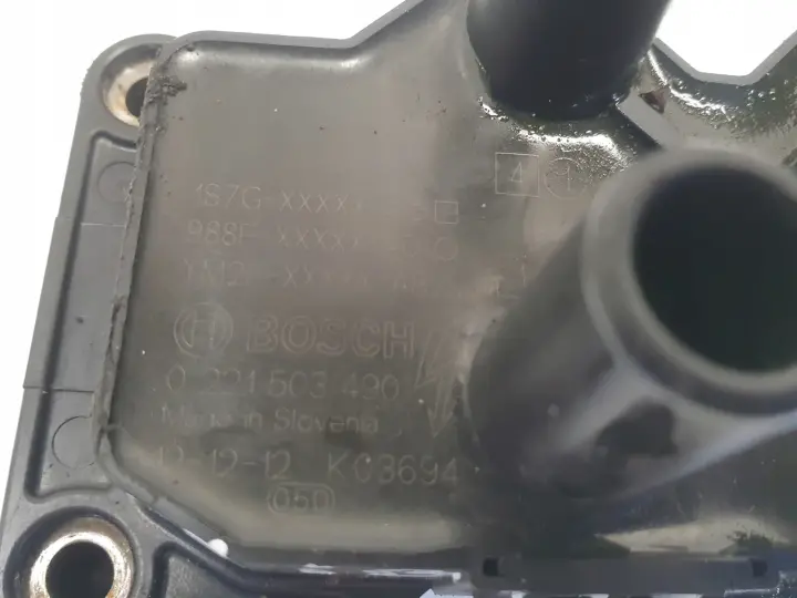 Mazda Tribute 2.0 16V CEWKA ZAPŁONOWA 0221503490