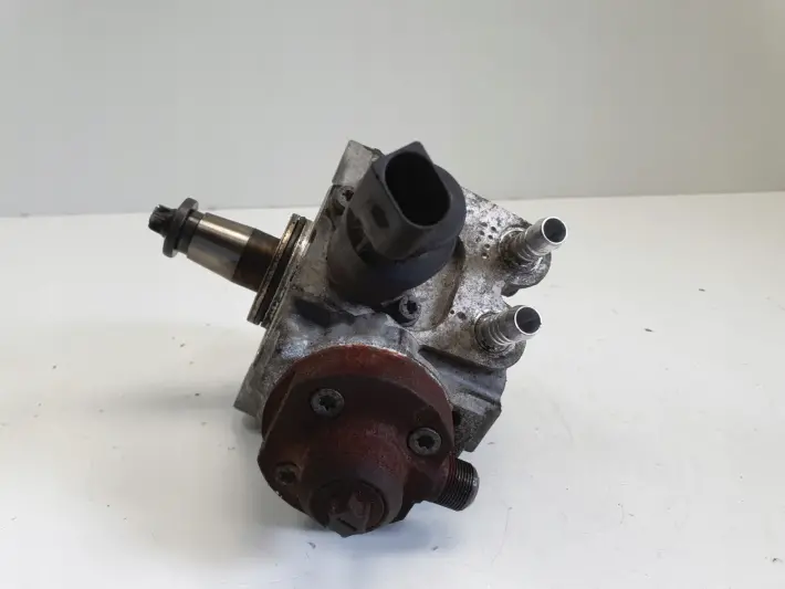 BMW E87 E90 E91 2.0 D N47 POMPA WTRYSKOWA paliwa 0445010506