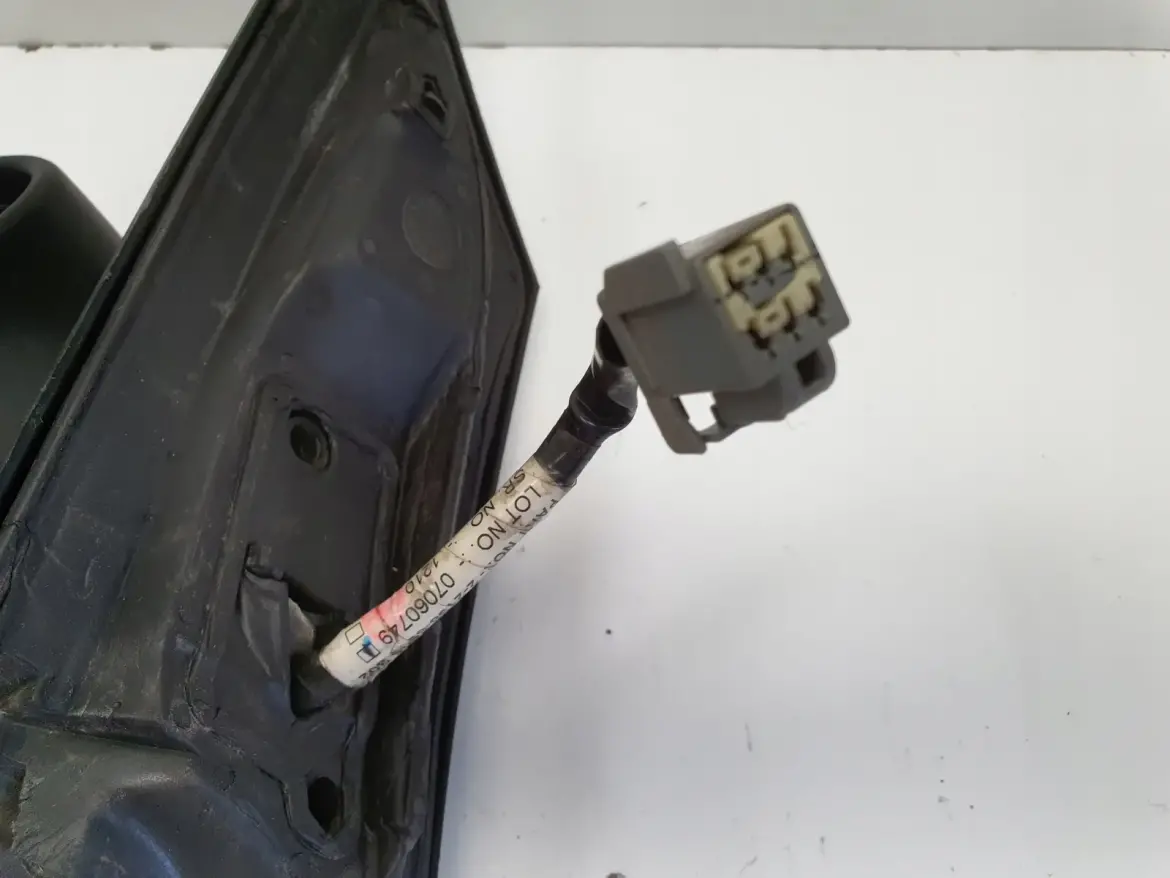 Ford Focus II MK2 04-07r LUSTERKO LEWE KIEROWCY 5 pin pinów anglik