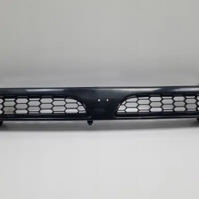 Nissan Sunny N14 91-96r PRZEDNIA ATRAPA CHŁODNICY GRIL GRILL nowy